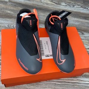 Dark Grey/Bright Mango-Black Phantom Vision Academy DF FG/MG Soccer Cleats